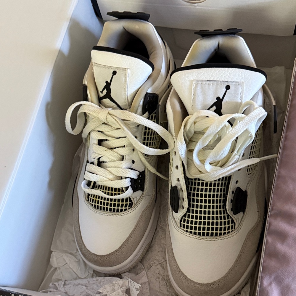 Air Jordan 4 Military Blacks